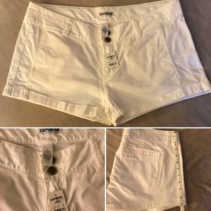 Express - Shorts